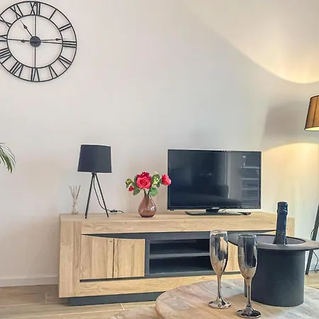 Amazing In With Wifi Appartement *